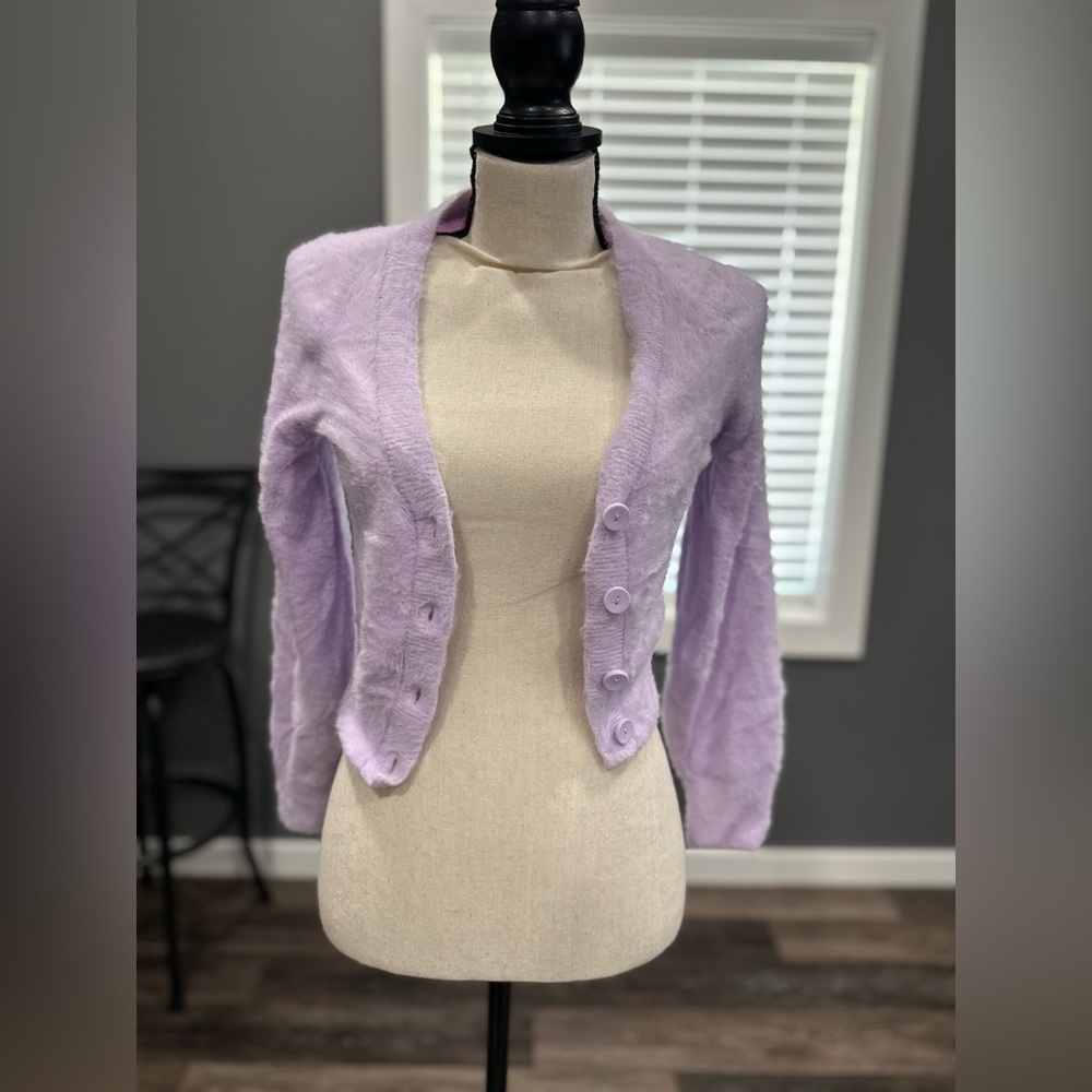 NWOT Aerie Women's Fuzzy Cropped Cardigan in Violet Size XS - Picture 3 of 7